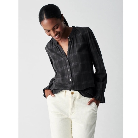 Faherty Harper Top in Aspen Black - Picture 1 of 6